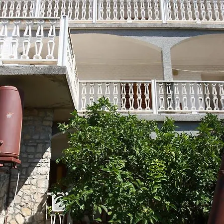 Zdenka 1 Apartament *