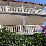 Zdenka 1 Apartament *