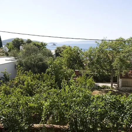 Zdenka 1 * Trogir